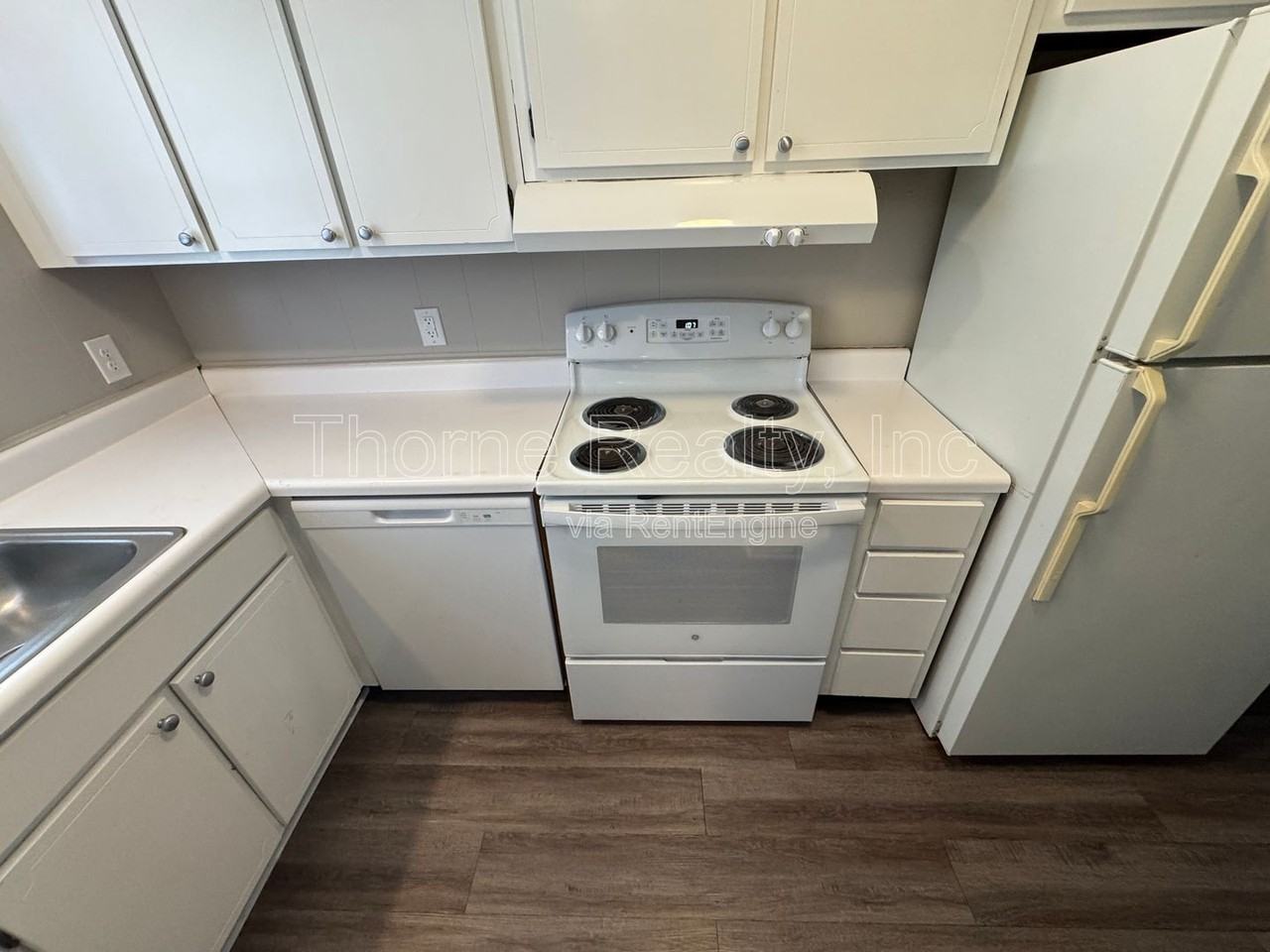 618 S Boddie St - Photo 3 of 17