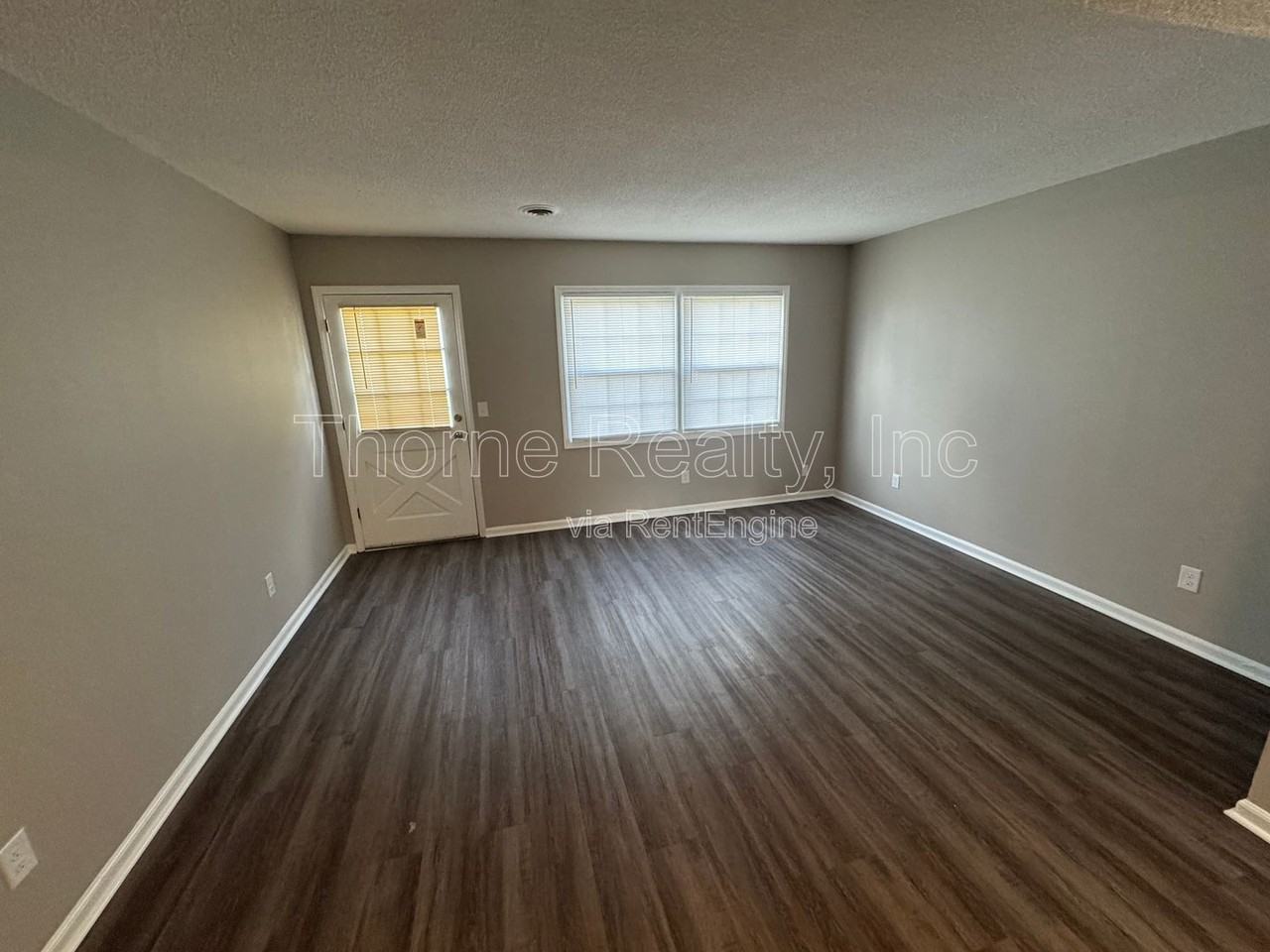 618 S Boddie St - Photo 4 of 17