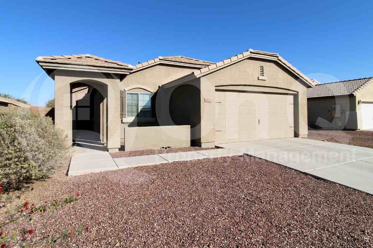 18622 W Vogel Ave - Photo 4 of 23
