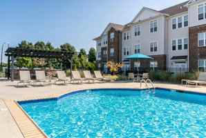 featured image of 1094 Forman Ln