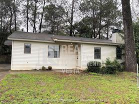 627 Maplewood Dr - Photo 1 of 1