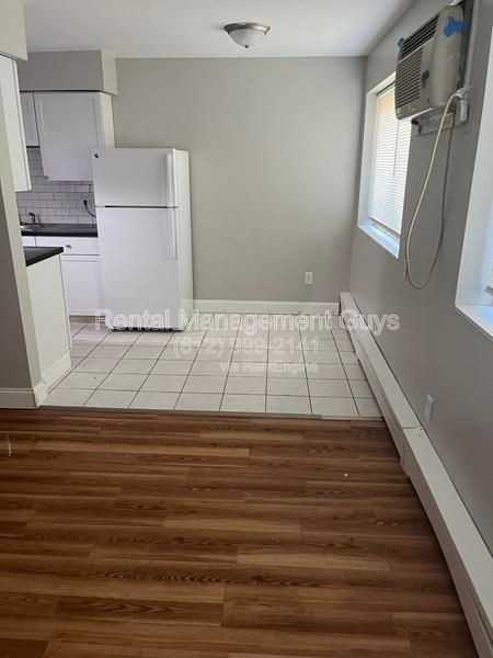 3520 12th Ave S #5 - Photo 3 of 7