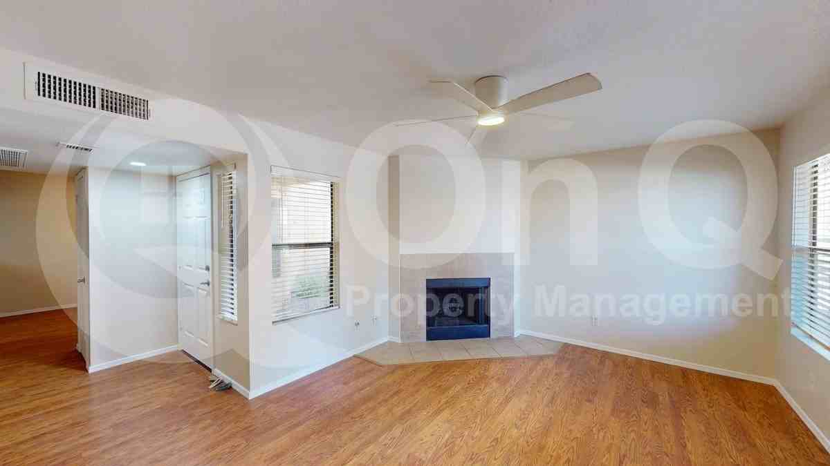 8787 E Mountain View Rd #1064 - Photo 6 of 22