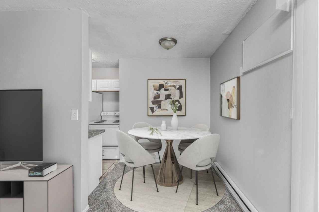 6217 Roxbury St #23 - Photo 5 of 23