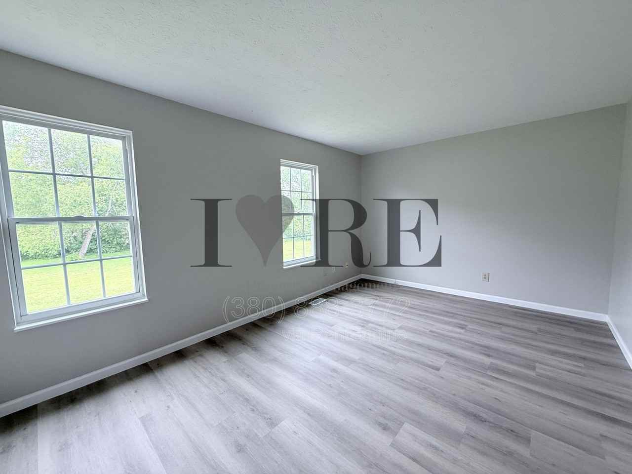 859 Crofton Pl - Photo 3 of 14