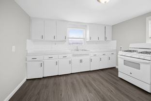 21930 Elroy Ave - Photo 1 of 1