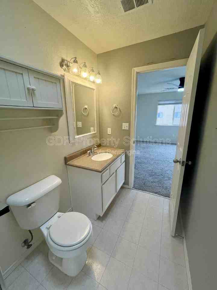 4801 Irving Blvd Nw #2504 - Photo 2 of 25