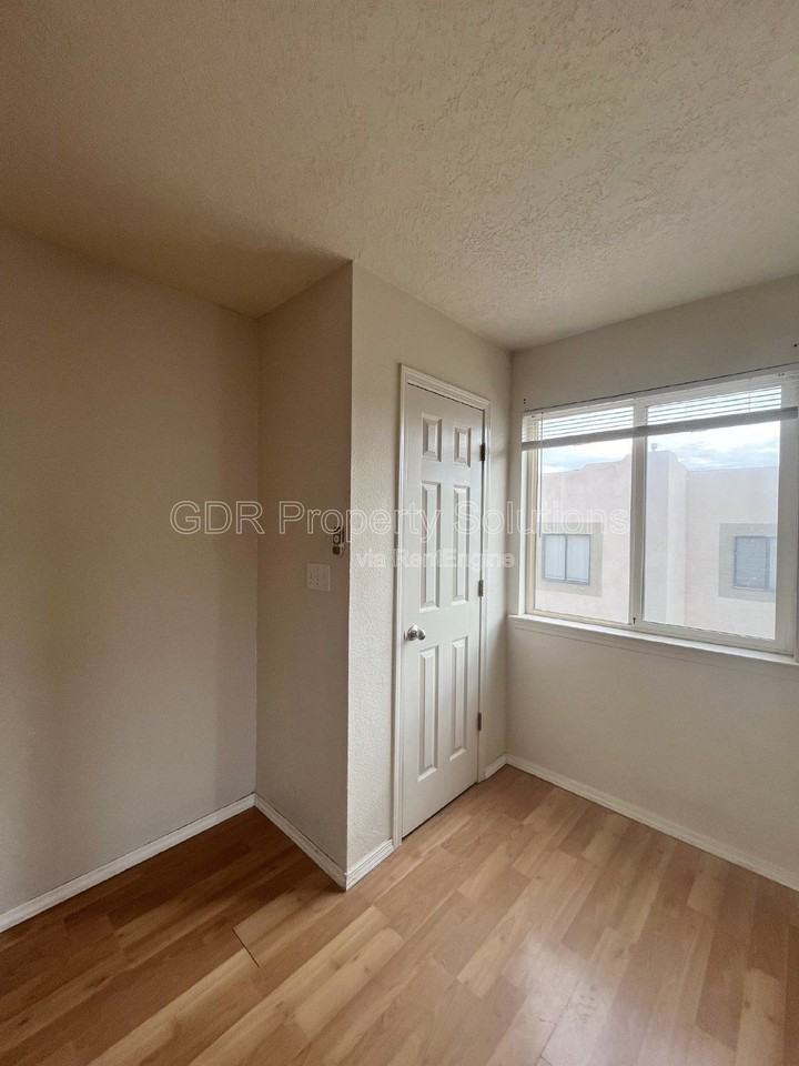 4801 Irving Blvd Nw #2504 - Photo 5 of 25