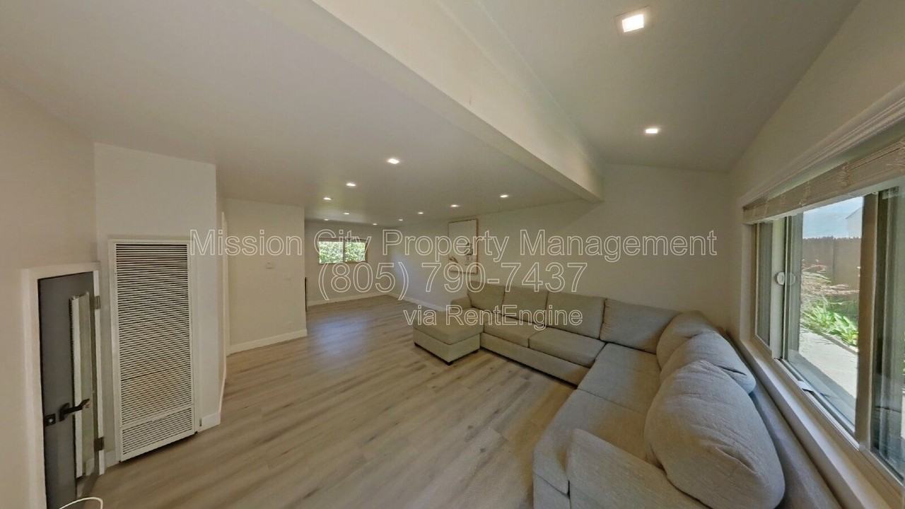 250 Ash Ave #C - Photo 4 of 17