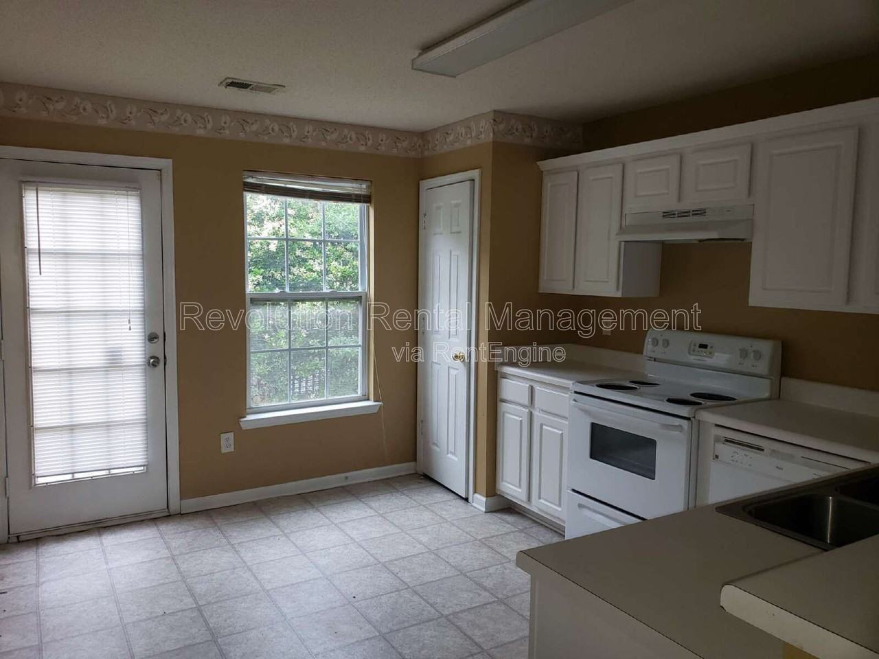 532 Epris Ln - Photo 5 of 10