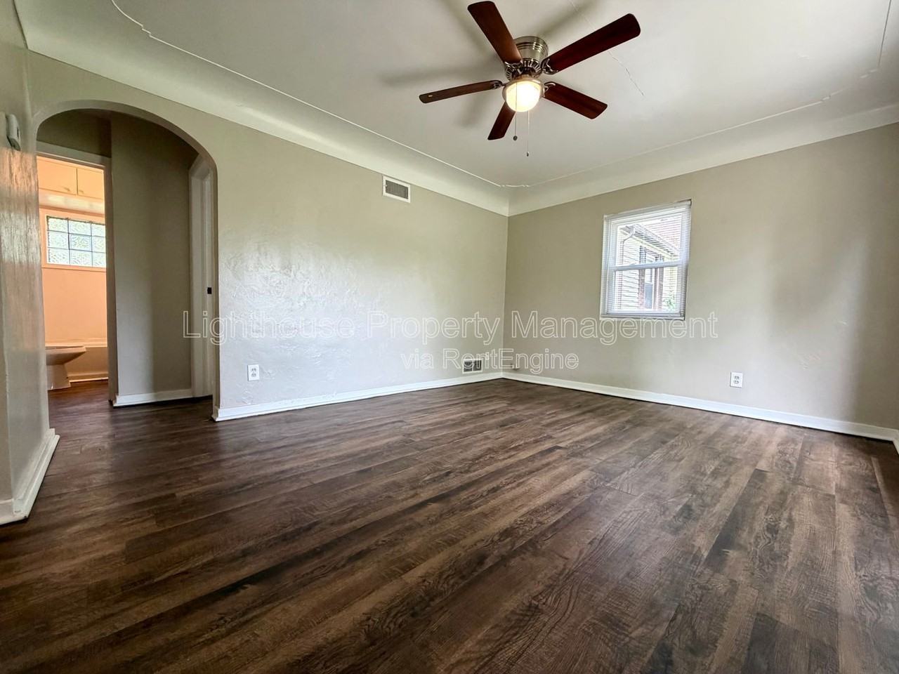 2449 Hillside Dr Nw - Photo 6 of 18
