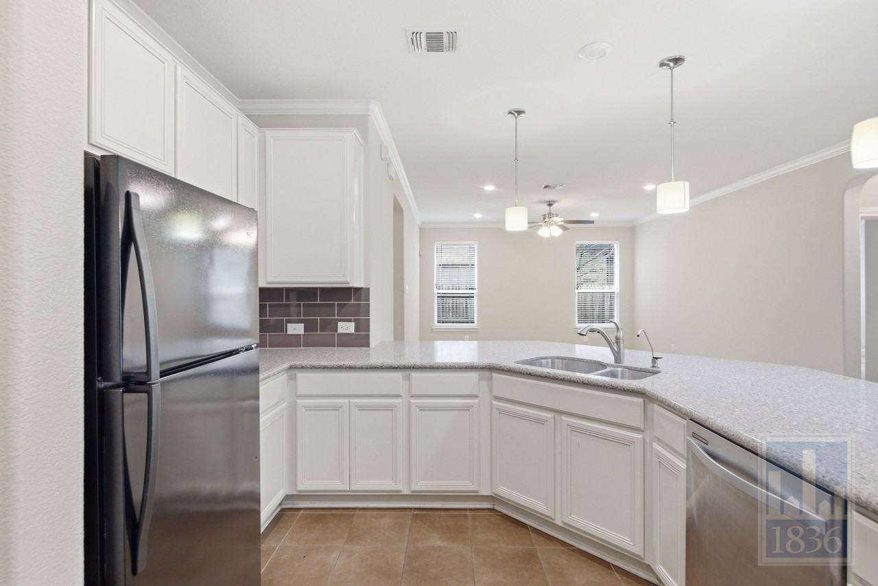 4906 Madrid Dr #T2 - Photo 3 of 50