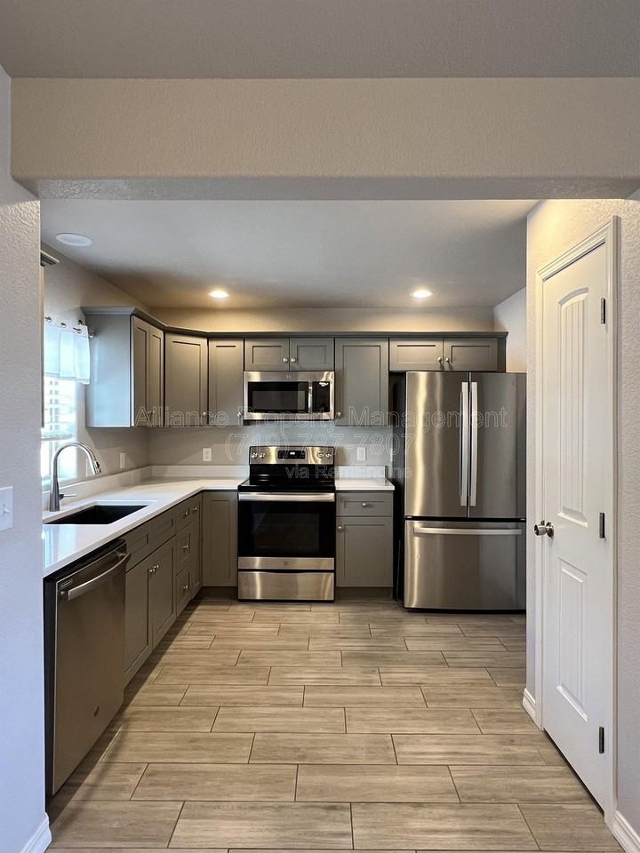 6602 Watusi Rd - Photo 7 of 36