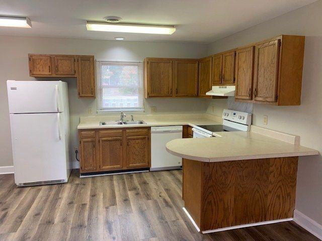 607 Main St #4 - Photo 2 of 24