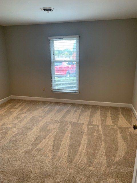 607 Main St #4 - Photo 6 of 24