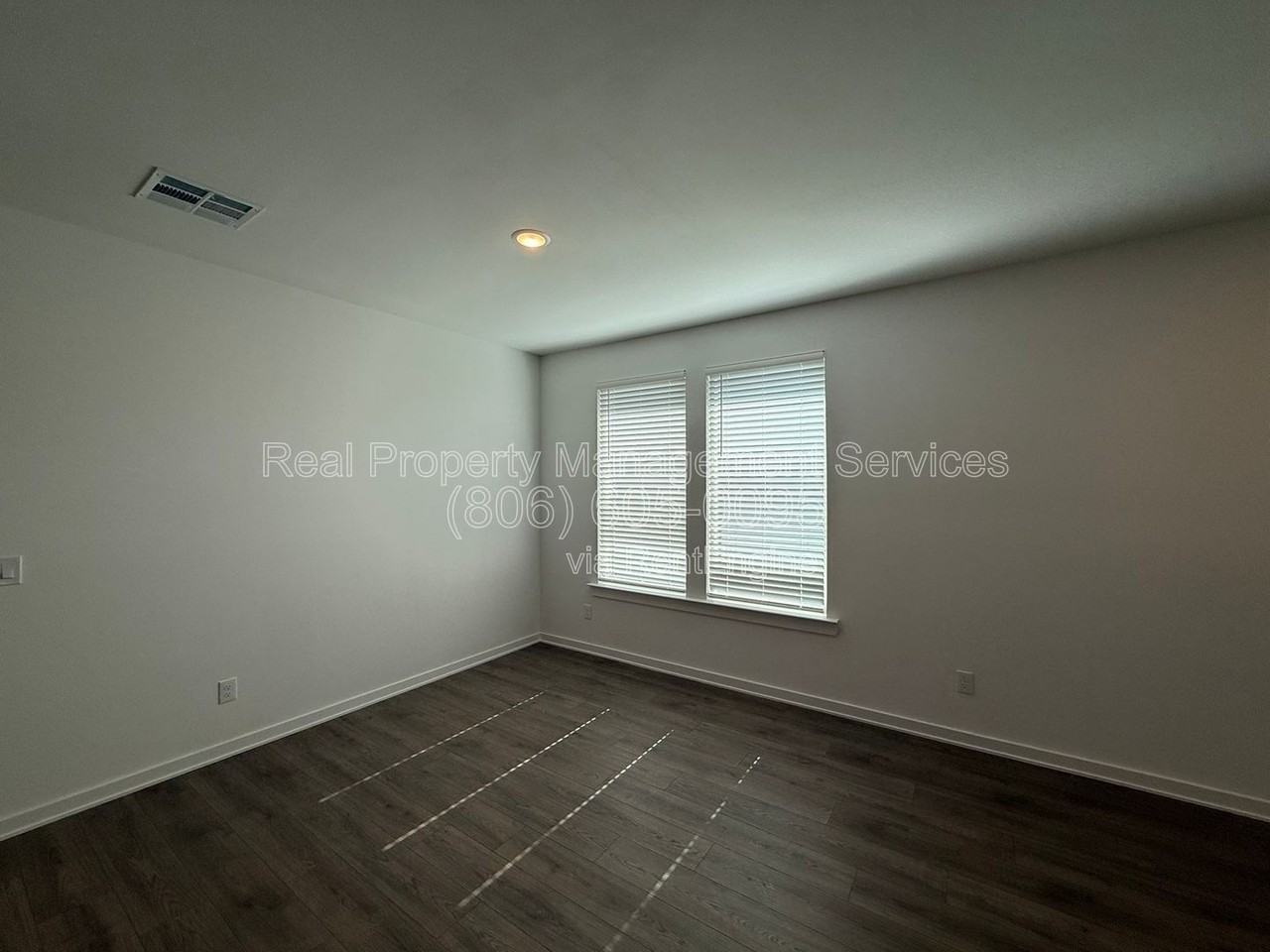 2925 138th Pl - Photo 4 of 16