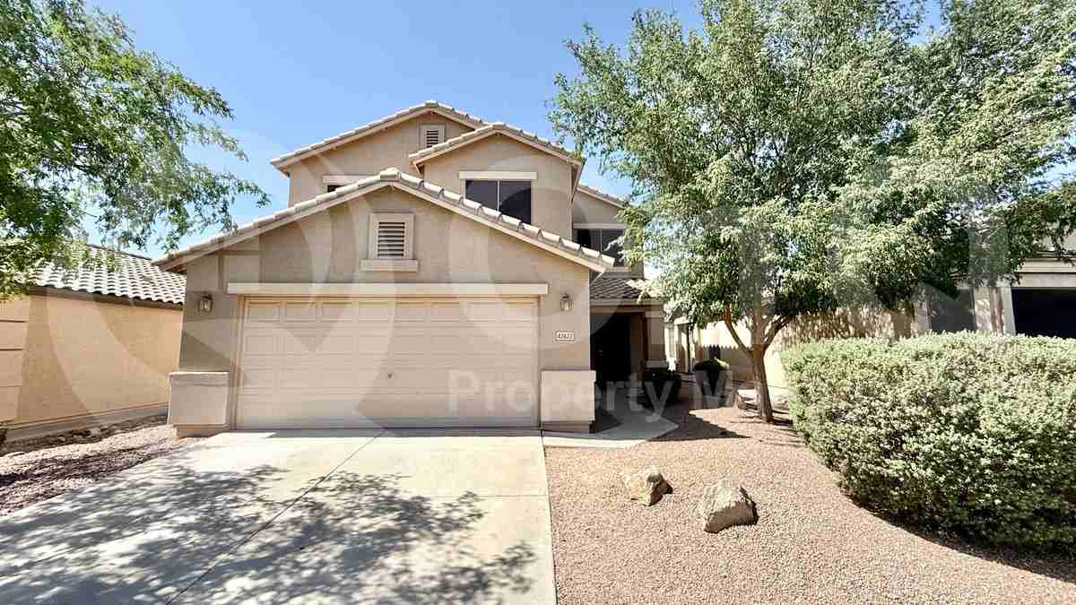 42622 W Hillman Dr - Photo 3 of 24