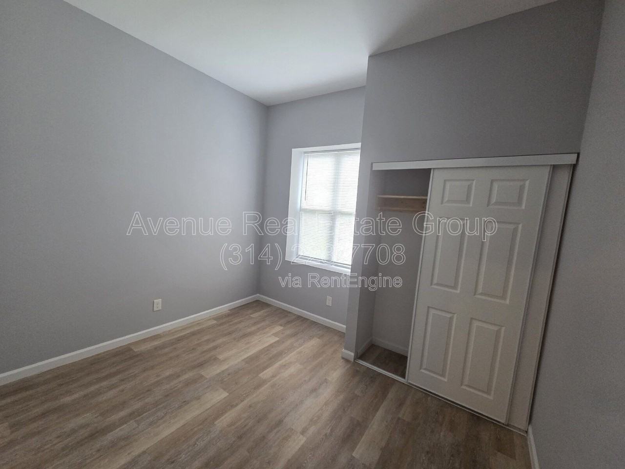 5040 Lotus Ave #1W - Photo 2 of 8