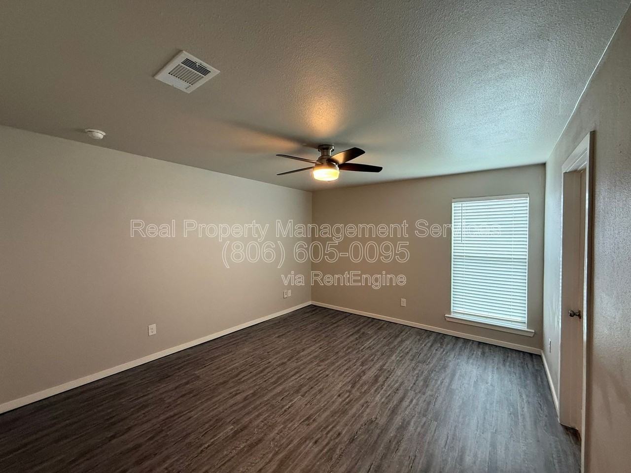 7541 33rd St - Photo 5 of 13