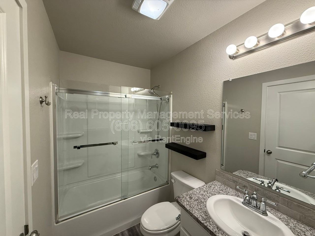 7541 33rd St - Photo 6 of 13