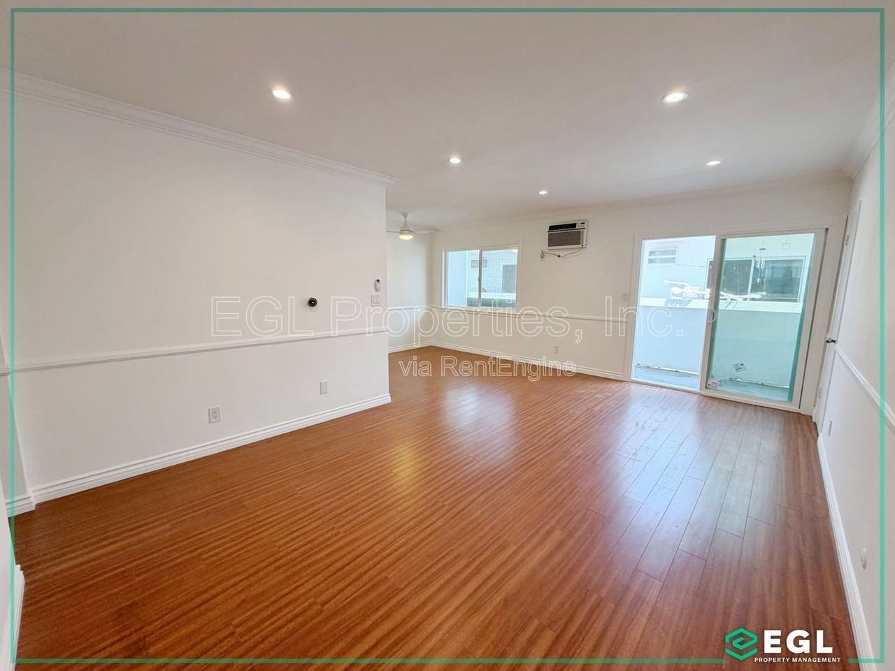 1032 N Gardner St #17 - Photo 2 of 14