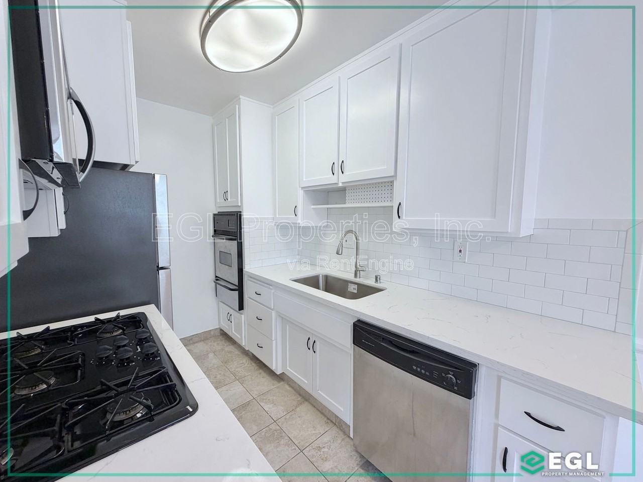 1032 N Gardner St #17 - Photo 7 of 14