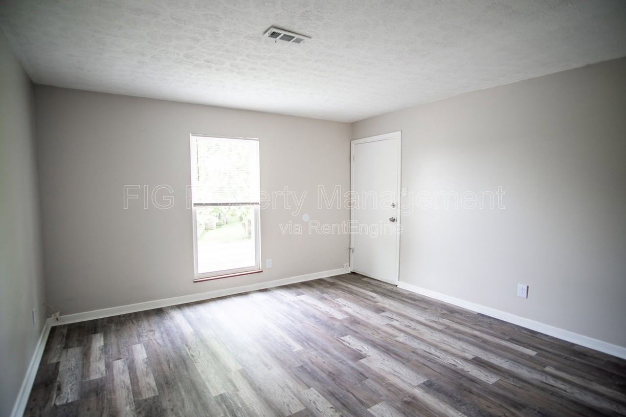 4800 Cannon Ridge Dr #C - Photo 2 of 14