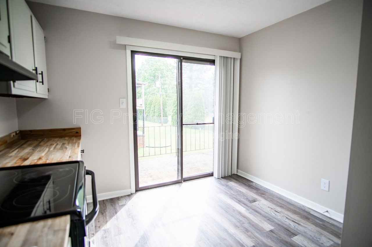 4800 Cannon Ridge Dr #C - Photo 3 of 14