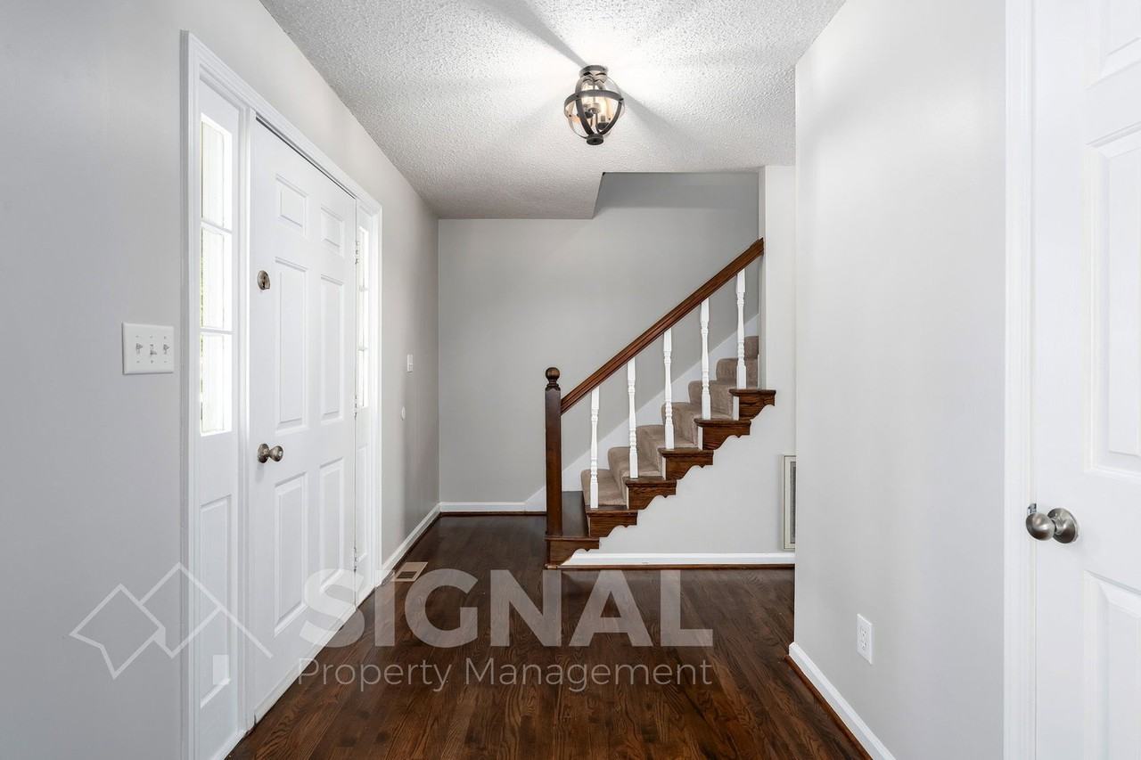 6232 Sioux Ln - Photo 4 of 26