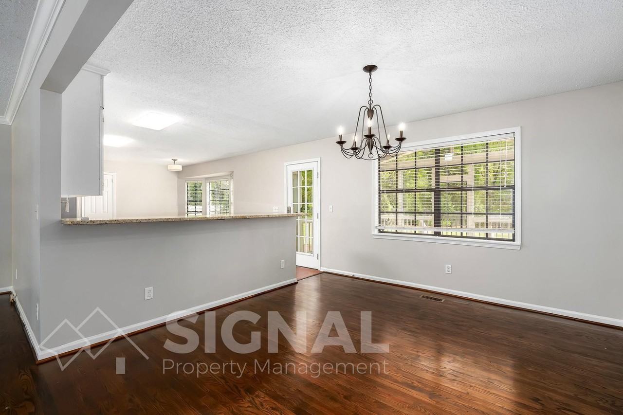 6232 Sioux Ln - Photo 7 of 26