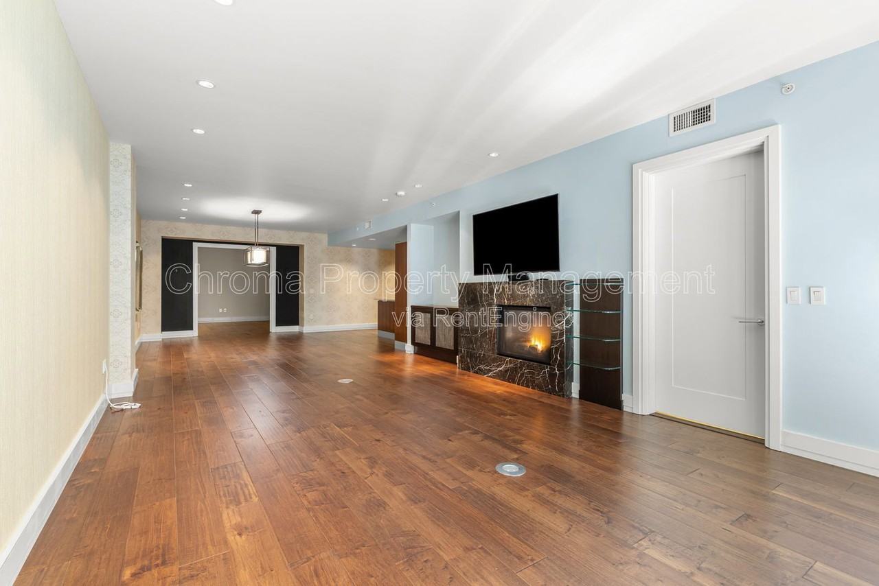 311 Nw 12th Ave #204 - Photo 3 of 21