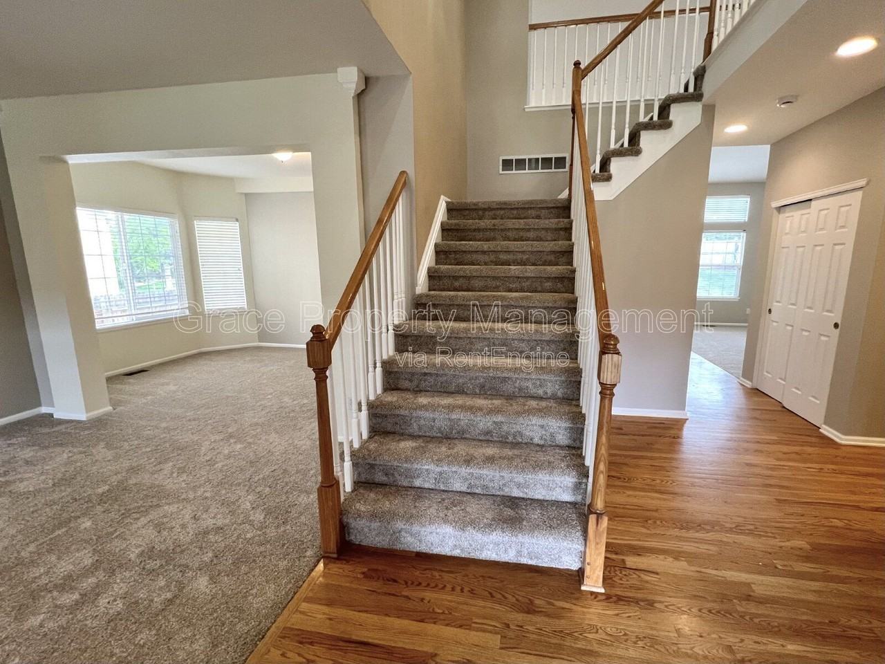 22192 Pebble Brook Ln - Photo 3 of 40