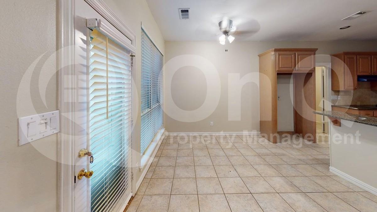 923 Granview Dr - Photo 6 of 27