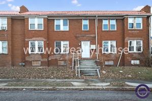featured image of 416 Maumee Ave #D