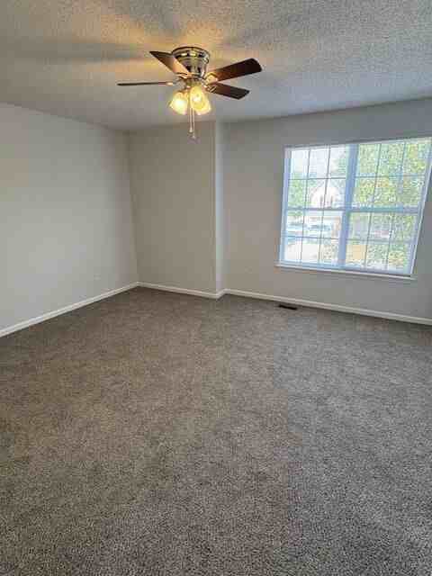 2511 Bluff View Ct #B - Photo 7 of 18