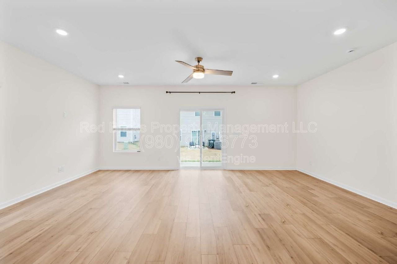 7145 Bentz St - Photo 4 of 24