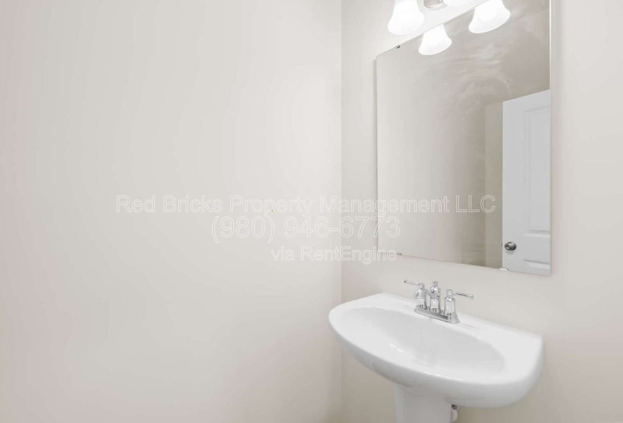7145 Bentz St - Photo 7 of 24
