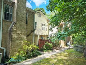419 Summerwalk Cir - Photo 1 of 1