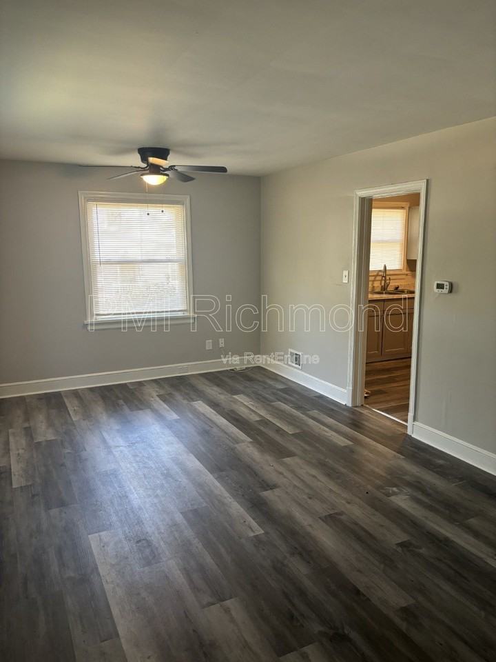 5231 Rockland Rd - Photo 3 of 7