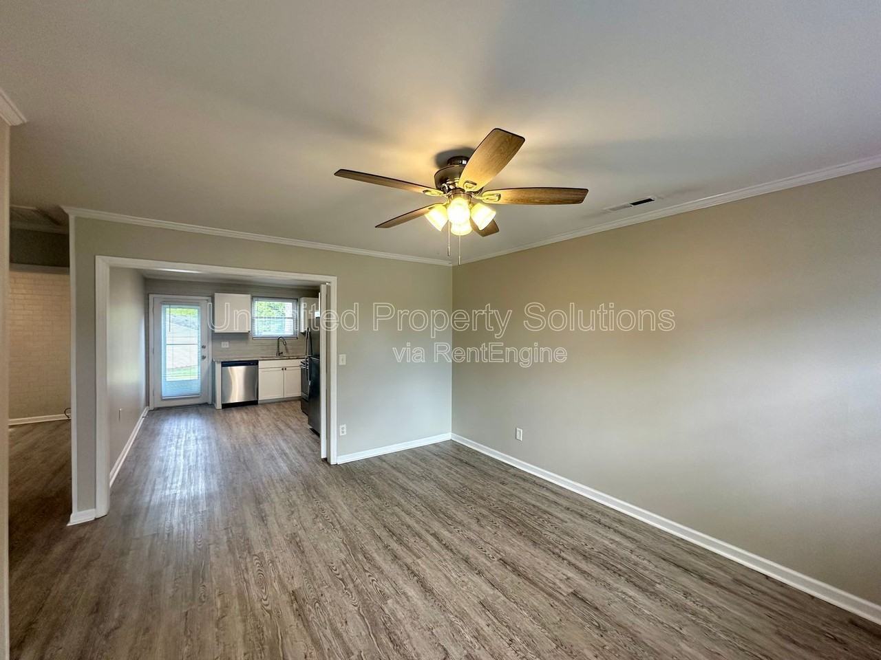 119 Gaddy Dr - Photo 4 of 17