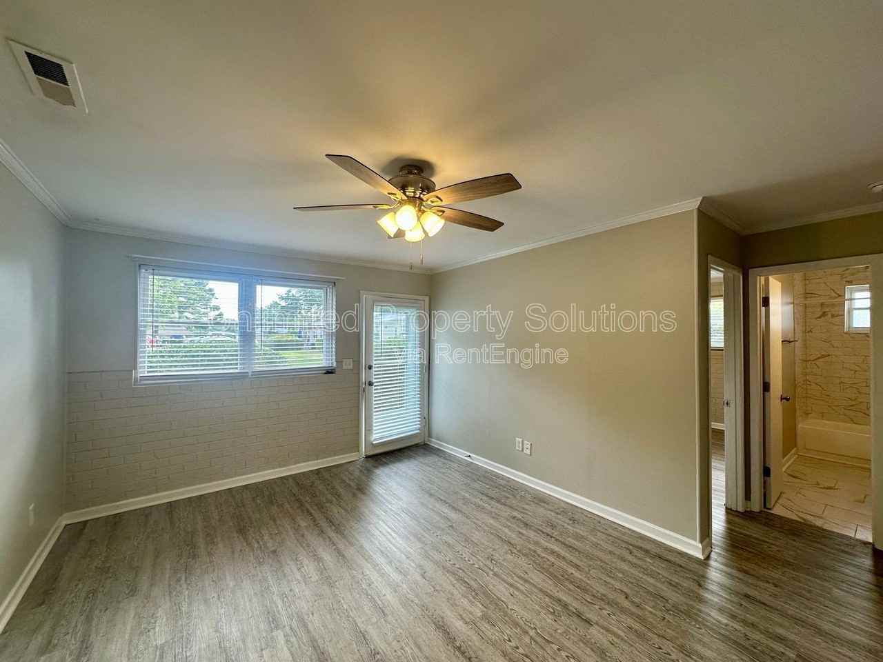 119 Gaddy Dr - Photo 5 of 17
