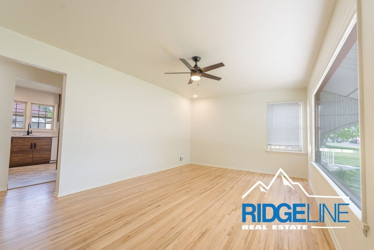 3223 9th Ave S - Photo 7 of 26