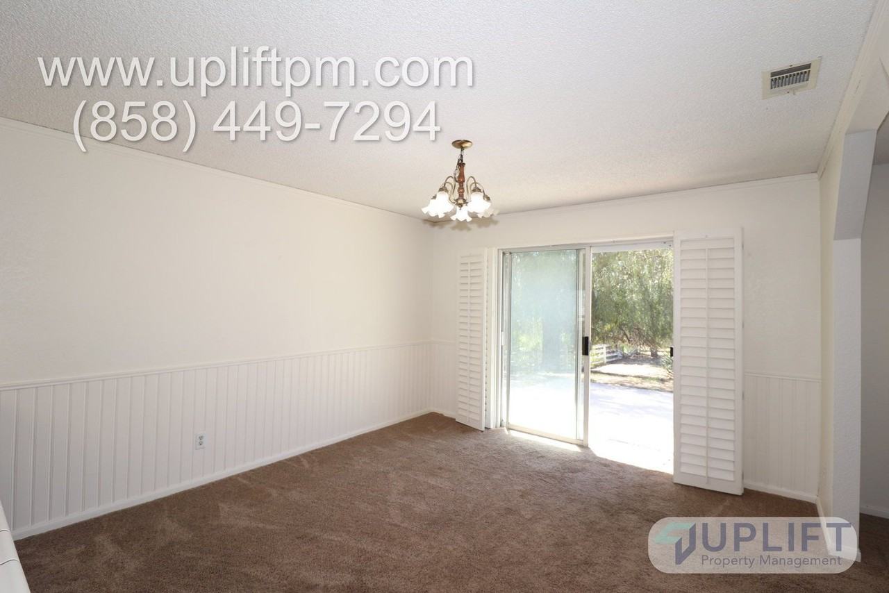15938 Caras Ct - Photo 4 of 13