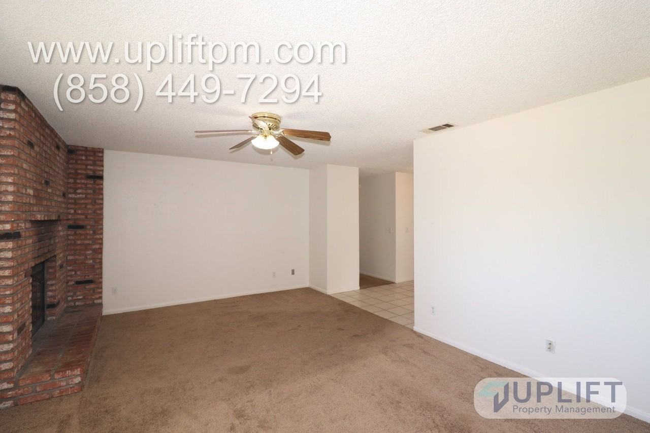 15938 Caras Ct - Photo 5 of 13