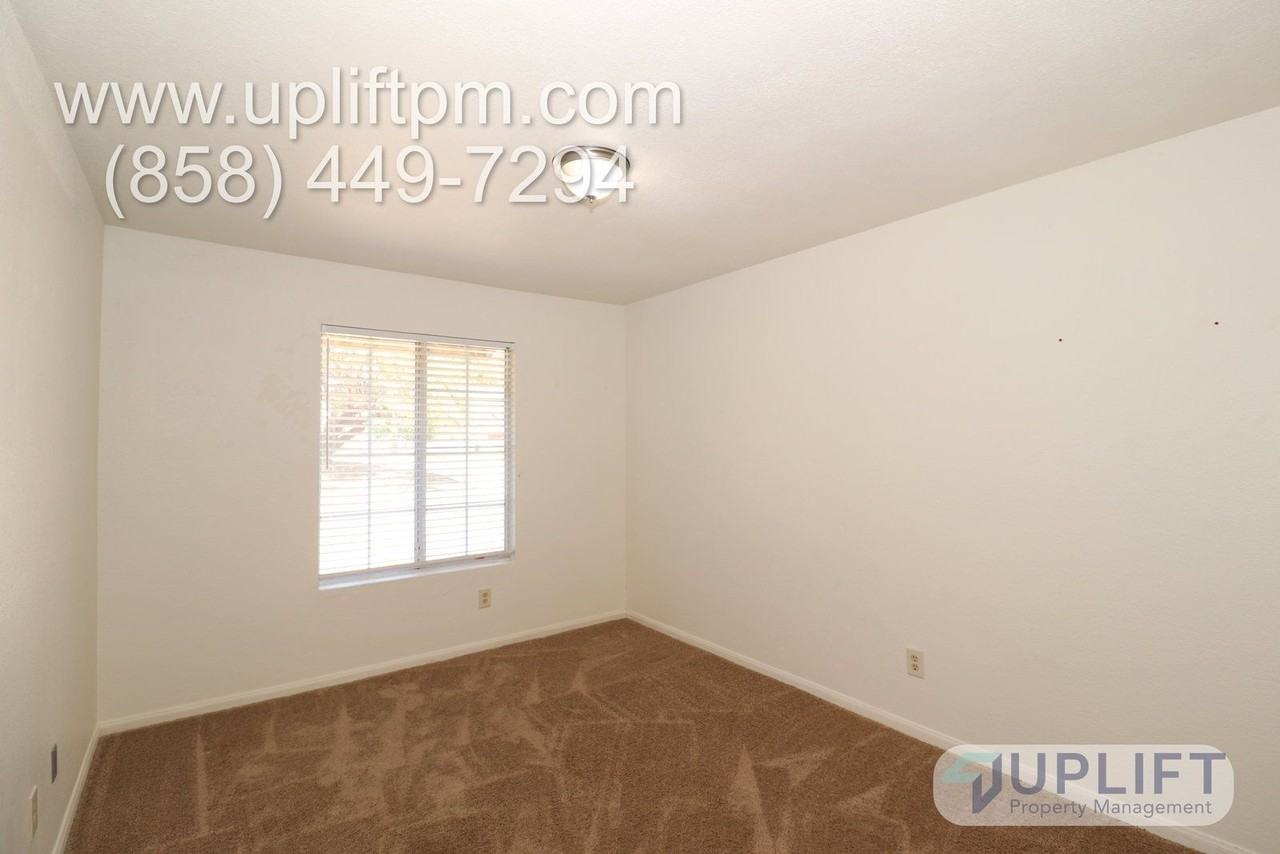 15938 Caras Ct - Photo 7 of 13