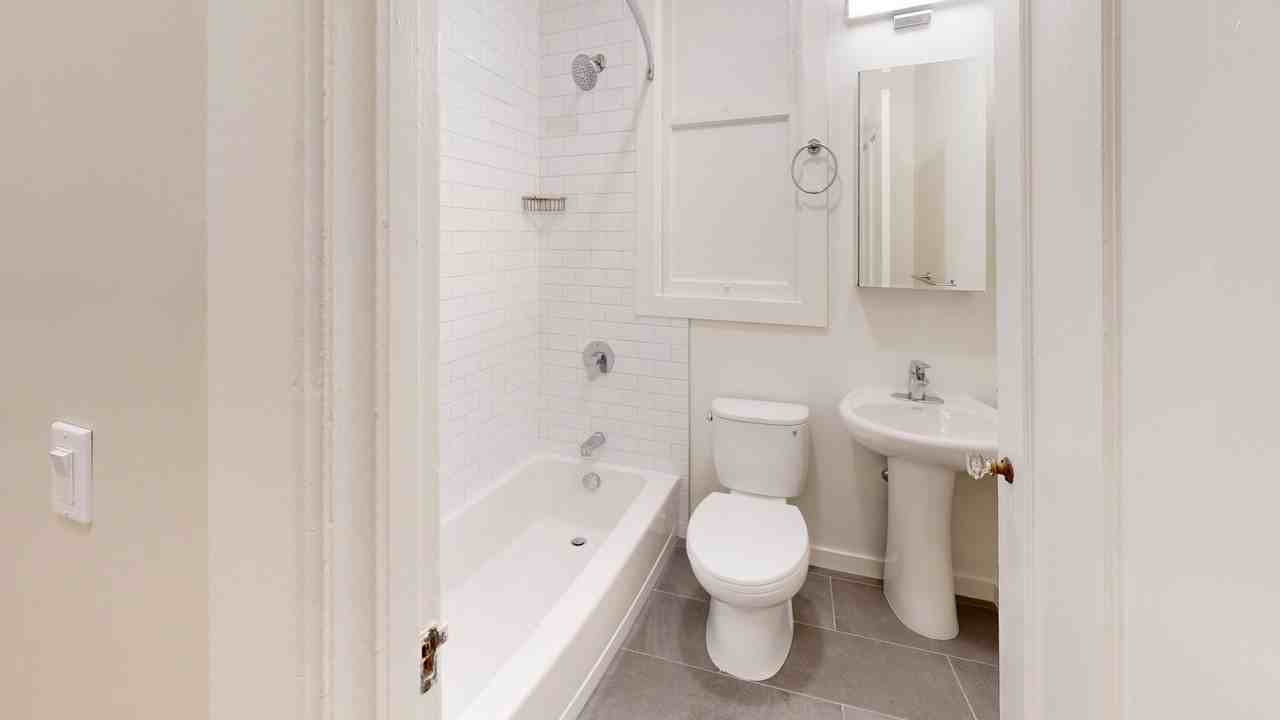 655 Stockton Street - Photo 4 of 17