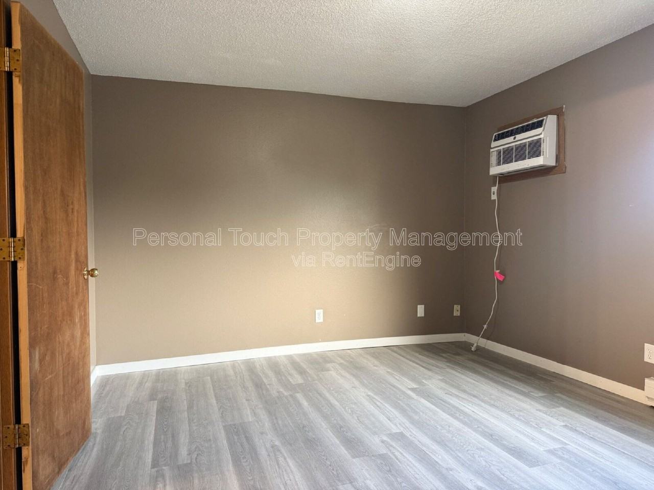 2224 30 1/2 Ave S - Photo 2 of 18