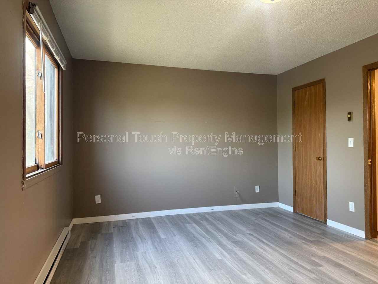 2224 30 1/2 Ave S - Photo 3 of 18
