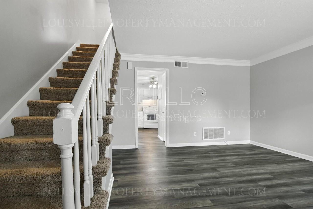 3416 Clingstone Way - Photo 2 of 15