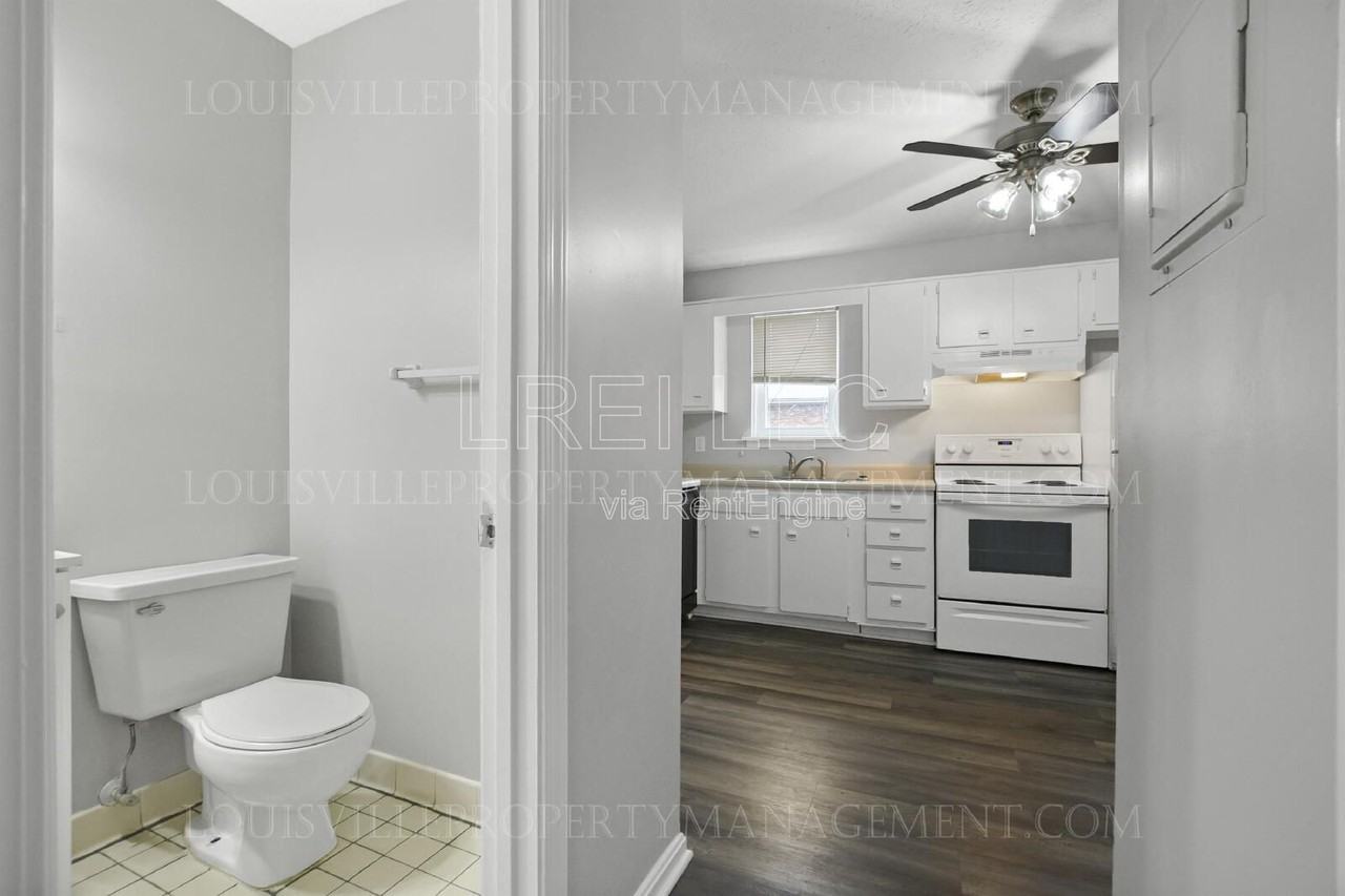 3416 Clingstone Way - Photo 3 of 15